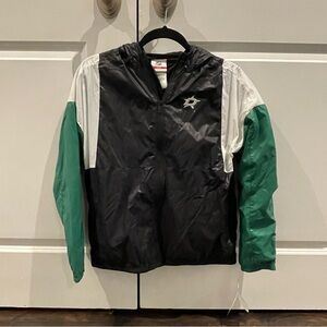 Dallas stars nwt youth medium (10/12) hooded windbreaker jacket
